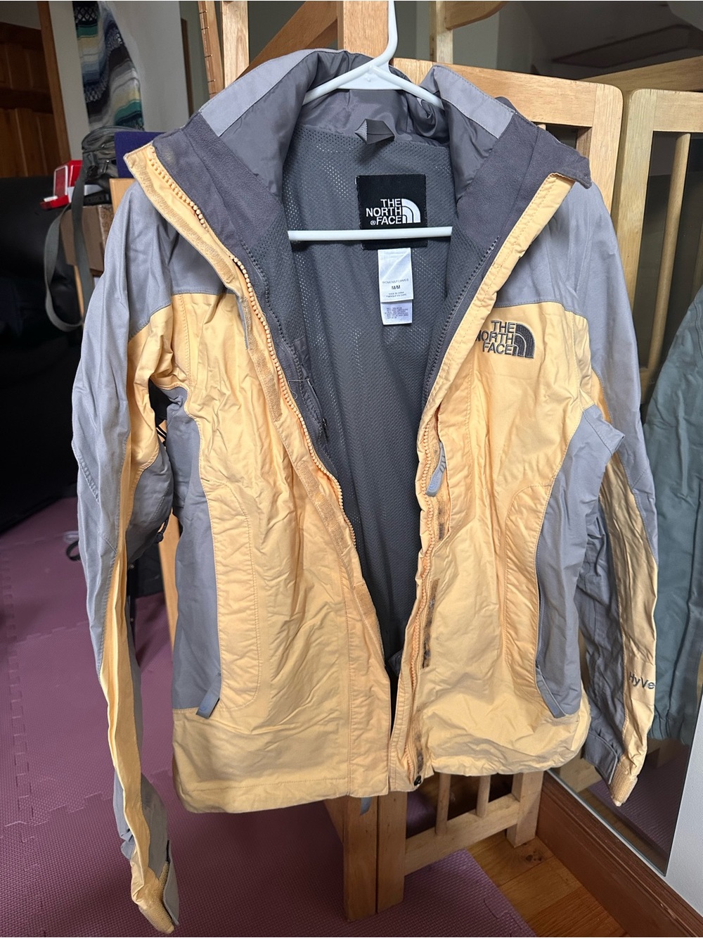 The North Face Grey Women's Lightweight Jacket with Logo